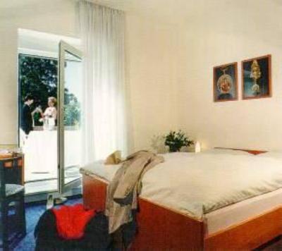 фото отеля Hotel Ulmer Stuben Ulm