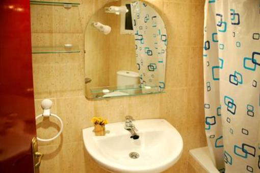 фото отеля Apartamentos los Boliches