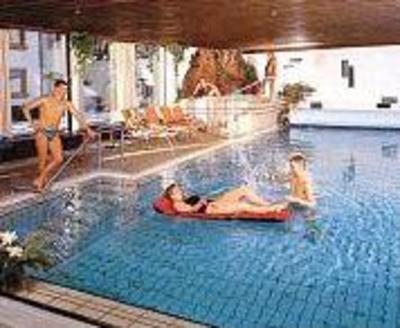 фото отеля Landhotel Rebstock Schonach