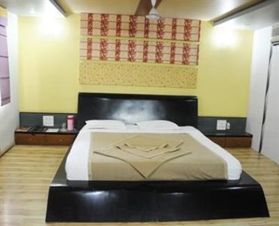 фото отеля Hotel Neelkanth Paradise Ahmedabad