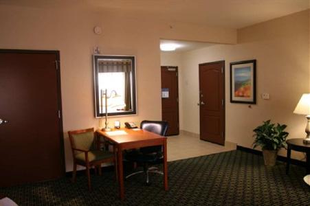 фото отеля Hampton Suites Ridgecrest