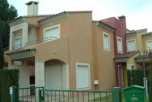 фото отеля Adosados Verdi Hotel Mont-Roig del Camp