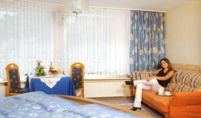 фото отеля Landhotel Haus zur Sonne