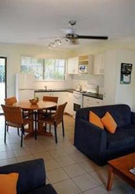 фото отеля Palms at Trinity Holiday Apartments Cairns