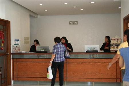 фото отеля Subic Bay Travelers Hotel
