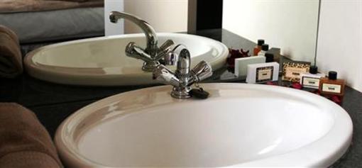 фото отеля Legae Suites