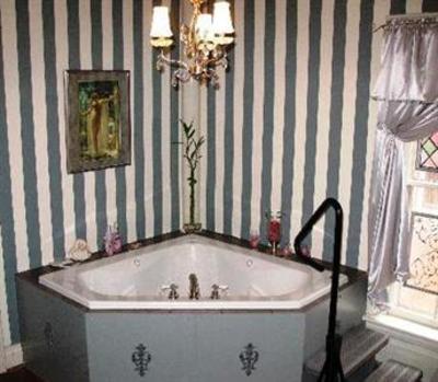 фото отеля Burgundy Lane Bed & Breakfast