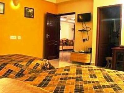 фото отеля Nakshatra - Chrompet Hotel