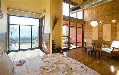 фото отеля Ein Harod Country Suites & Guesthouse
