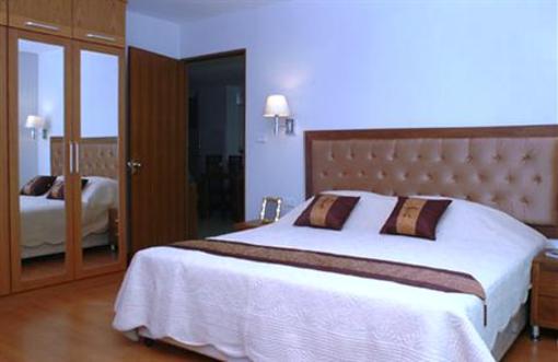 фото отеля Lasalle Suite