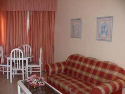 фото отеля Apartamentos Ronda III Fuengirola