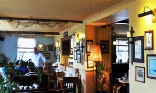 фото отеля Lulworth Cove Inn Wareham