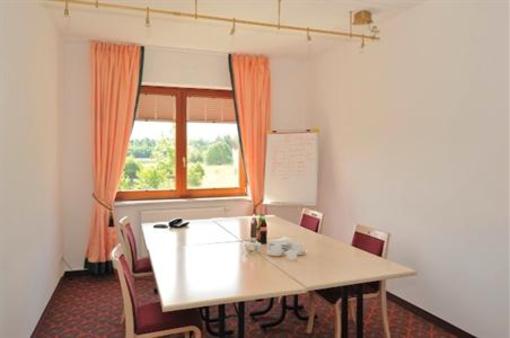фото отеля Hotel Quickborn