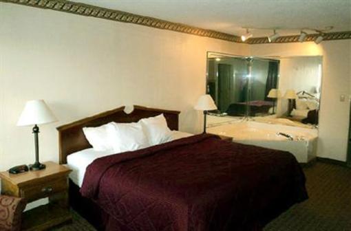 фото отеля Quality Inn Corinth