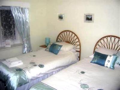 фото отеля Seashells Guest House