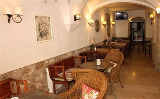 фото отеля Hostal Emilia Trujillo (Spain)