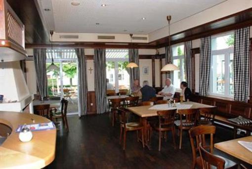 фото отеля Gruner Baum Hotel Krumbach