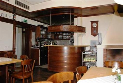 фото отеля Gruner Baum Hotel Krumbach