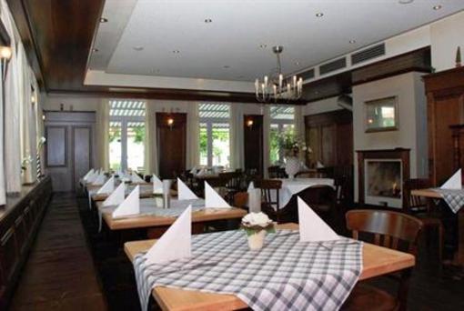 фото отеля Gruner Baum Hotel Krumbach