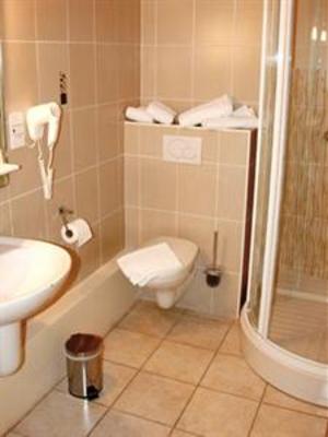 фото отеля Hotel Doubs Rivage Charette-Varennes