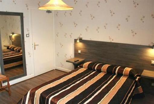 фото отеля Hotel Doubs Rivage Charette-Varennes
