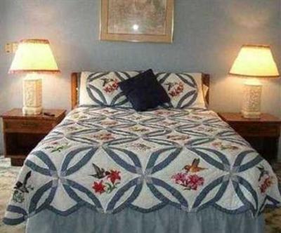 фото отеля Sweet Breeze Inn