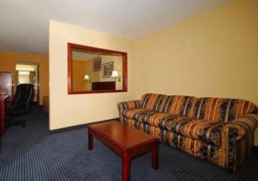 фото отеля Texas Inn & Suites