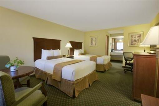 фото отеля BEST WESTERN PLUS Redondo Beach Inn