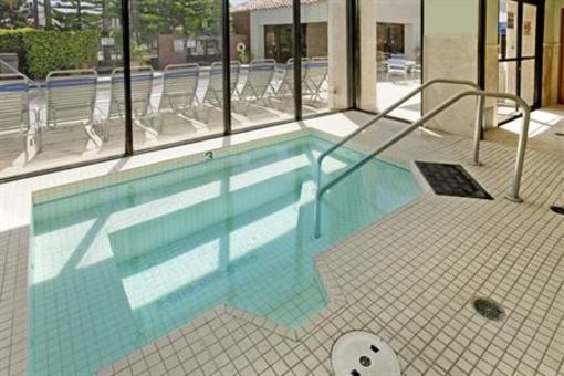 фото отеля BEST WESTERN PLUS Redondo Beach Inn