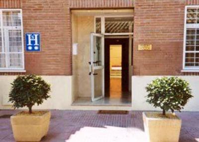 фото отеля Hostal Cuatro Caños Alcala de Henares
