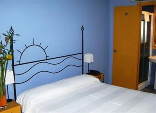 фото отеля Hostal La Aduana Ibiza