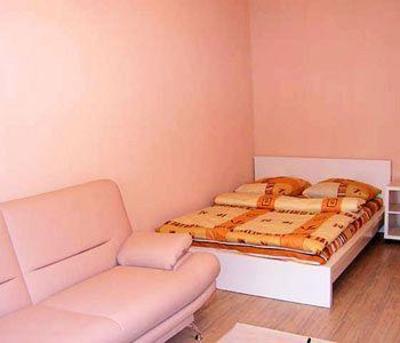 фото отеля Studio Apartment at Gagarinsky Lane 41