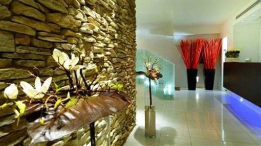 фото отеля Best Hotel La Ferte sous Jouarre