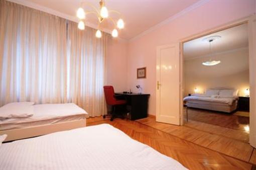 фото отеля Apartments Belgrade Center