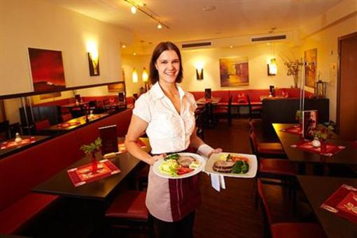 фото отеля Hotel Garni Cafe Rapple