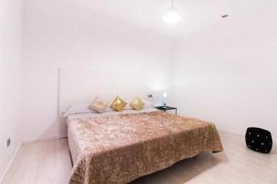 фото отеля Marshall Apartments Valencia
