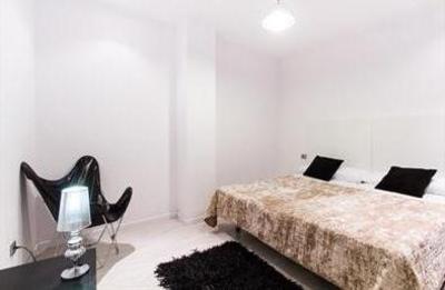фото отеля Marshall Apartments Valencia
