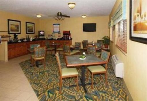 фото отеля Quality Inn Tomah