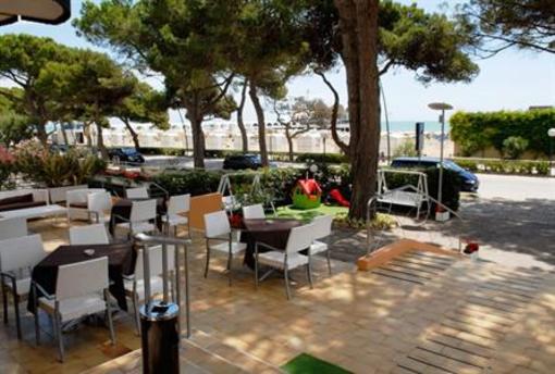 фото отеля Luna Hotel Lignano Sabbiadoro