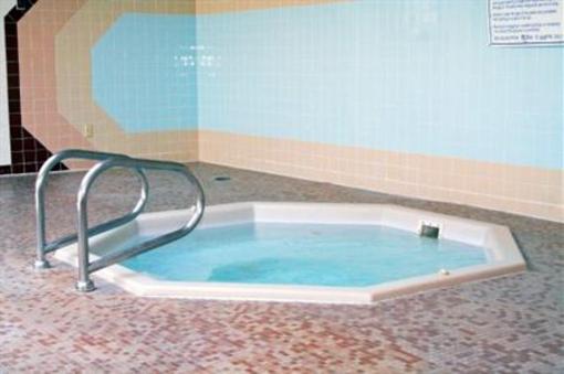 фото отеля Super 8 Wendover