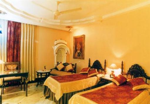 фото отеля Basant Vihar Palace Hotel