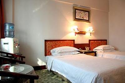 фото отеля New Friendship Hotel