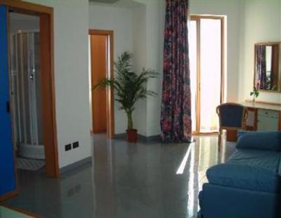 фото отеля Miramare Hotel Marina di Gioiosa Ionica