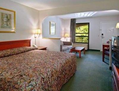 фото отеля Super 8 D'Iberville Biloxi Area