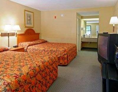 фото отеля Super 8 D'Iberville Biloxi Area