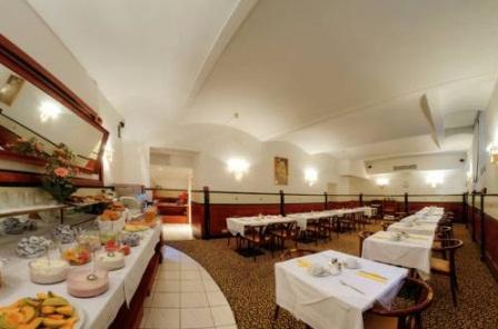 фото отеля Hotel Carlton Opera