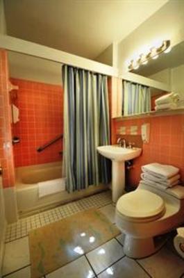 фото отеля Suite Dreams Inn
