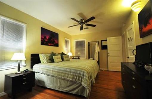 фото отеля Suite Dreams Inn