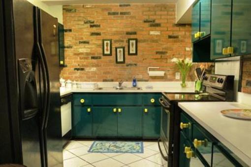 фото отеля Suite Dreams Inn