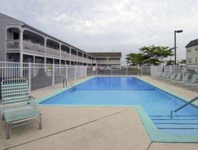 фото отеля Travelodge Cape Cod West Dennis